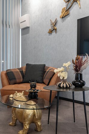 1 chambre, lit avec matelas en mousse à mémoire