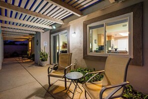 Terrace/patio - La Quinta Family Home with Private Pool and Spa (La Quinta)