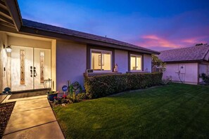 Exterior detail - La Quinta Family Home with Private Pool and Spa (La Quinta)