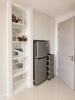Apartment, Smoking, Kitchen | Private kitchen - GSR  (Pattaya)