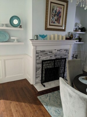 Dining - Historic 6-bedroom Retreat in Montclair,NJ- Perfect for Families & Groups! (Montclair Township)