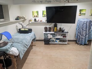 Spa - Historic 6-bedroom Retreat in Montclair,NJ- Perfect for Families & Groups! (Montclair Township)