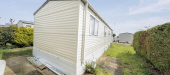 3 Bedroom Mersea Beach Retreat-Getaway by the Sea