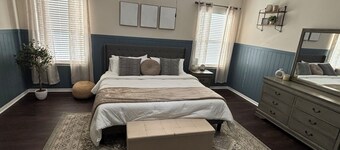 Spacious 4BR/2.5bath/Game RM/Pet Friendly house- Extended Stays Welcome