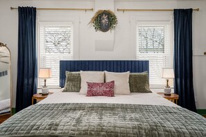 4 chambres, fer et planche à repasser, Wi-Fi, draps fournis