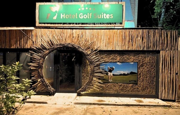 المنشأة من �الخارج