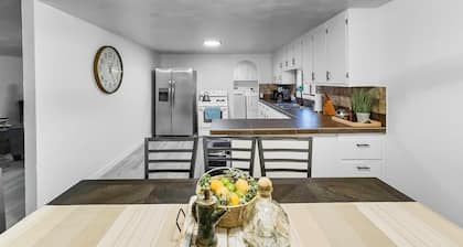 Sparn Mountain Hideaway 3 Bedroom Home
