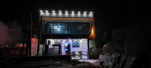 Fachada del alojamiento