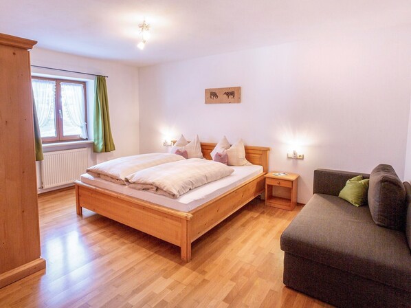 1 bedroom, Internet, bed sheets