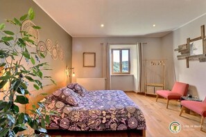 5 chambres, Wi-Fi, draps fournis