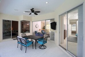 Dining - Tradewinds - Bayshore Drive pool home (Englewood)