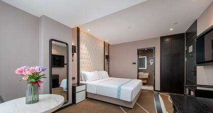 Pazhou XANA Deluxe International Hotel Pazhou Convention and Exhibition Center Changgang Subway Metro Branch - Free Shuttle Bus to Canton Fair Complex During Canton Fair Period