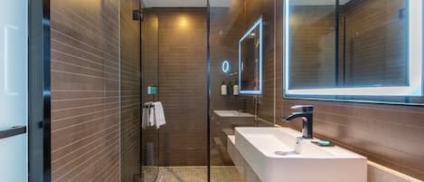 Design Double Room | Bathroom | Hair dryer, slippers, towels, soap