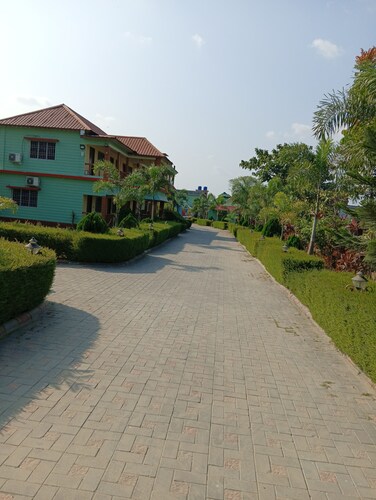 RESORT RUPKATHA