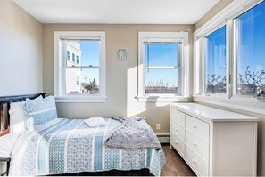 4 habitaciones, cuna de viaje, wifi y ropa de cama 