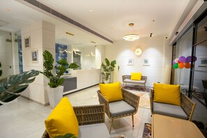 Sảnh tiếp tân