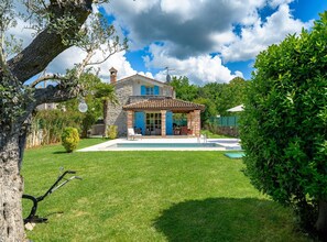 Villa | Pool | Indoor pool, outdoor pool - Villa Ida With View (Visnjan)
