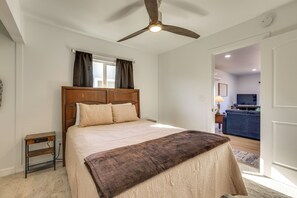 1 chambre, fer et planche à repasser, accès Internet, draps fournis