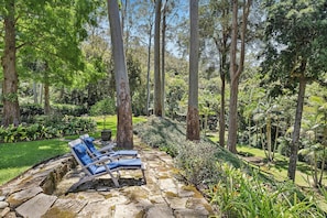 Property grounds - Manor by Coast Hosting (Holgate)