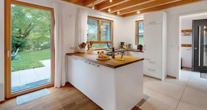 Ferienhaus 'Lug Ins Tal - Ferienhaus' mit Bergblick, privater Terrasse und Wi-Fi