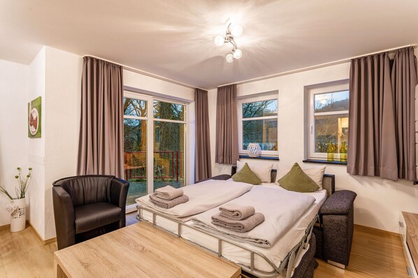 2 bedrooms, free WiFi, bed sheets