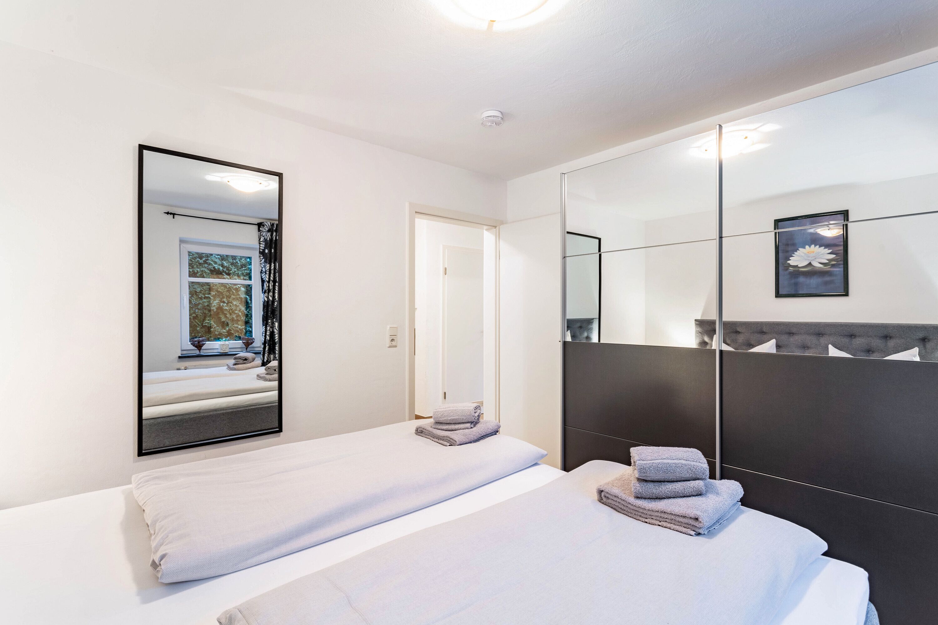 2 habitaciones, tabla de planchar con plancha y wifi gratis 