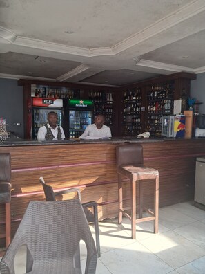 4 bars/lounges - EDO HERITAGE HOTEL BENIN (Benin City)