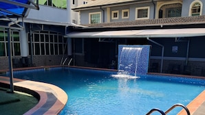 Pool - EDO HERITAGE HOTEL BENIN (Benin City)