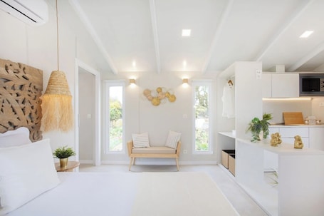 Standard Bungalow | 1 bedroom, laptop workspace, soundproofing, free WiFi