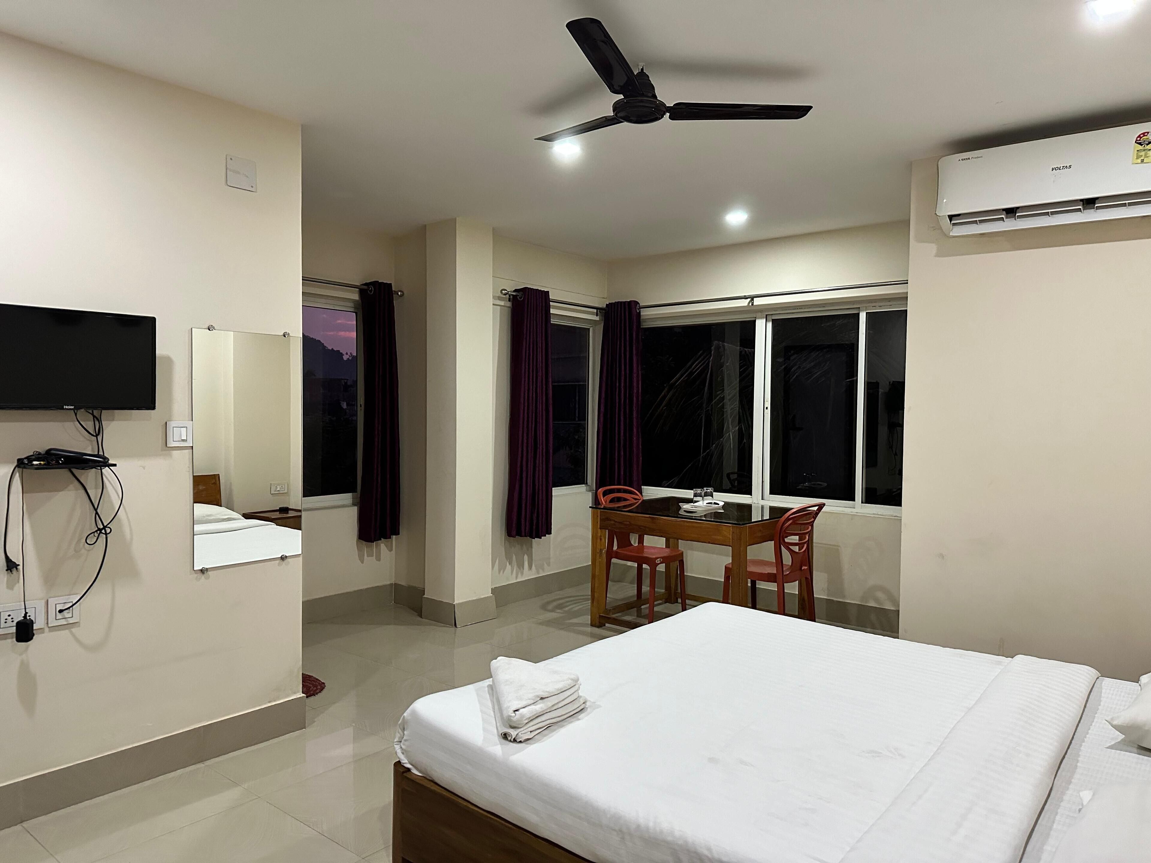 Executive Room