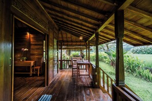 Outdoor dining - Umadesa Ubud (Ubud)