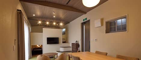 1 bedroom, individually decorated, individually furnished, free WiFi