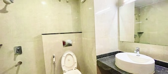 Hotel Janaki Pride - near Temple