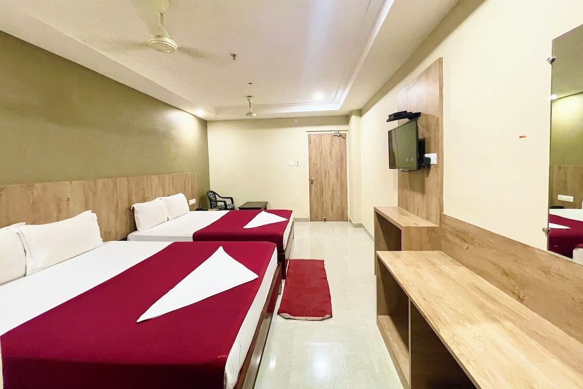 Deluxe Quadruple Room