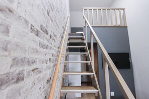 Comfort driepersoonskamer | Gratis wifi, beddengoed