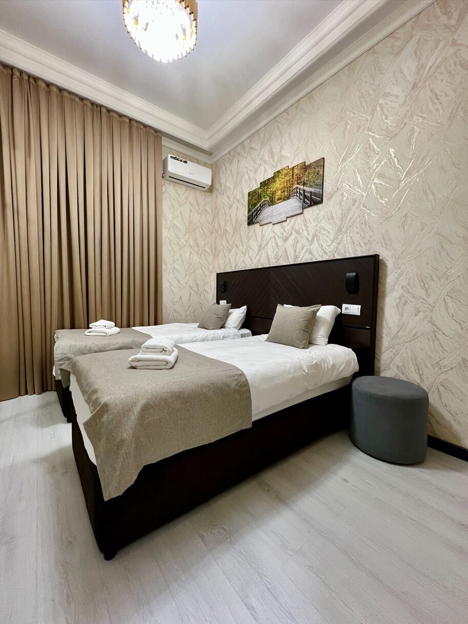 Deluxe Twin Room | Laptop workspace, free WiFi, bed sheets