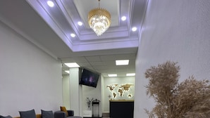 Reception - Comfort Hotel (Bishkek)