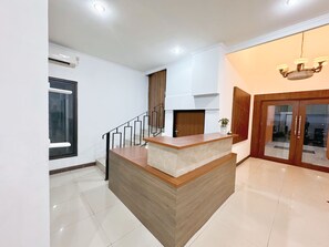 Reception - Stay 'd Pondok Indah (Jakarta)