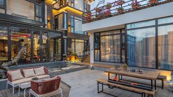 Design Bungalow | Soundproofing, free WiFi