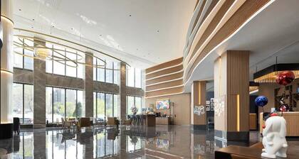 UC by Hyatt West Railway St Hotel