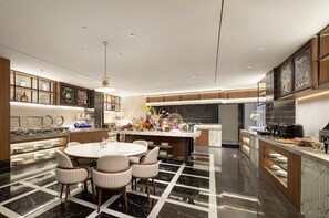 Desayuno buffet todos los días (con cargo)