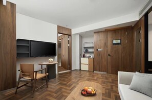 Superior Suite | 1 bedroom, in-room safe, free WiFi
