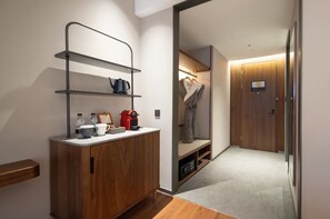 Habitació amb dos llits individuals superior | 1 dormitori, caixa forta a l'habitació i wifi gratuïta 