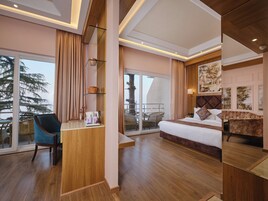 Premium Suite Valley View with Balcony | Egyptian cotton sheets, premium bedding, Select Comfort beds, minibar