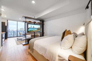 1 غرفة نوم ومكواة/لوح كي وواي فاي وملاءات أسرّة