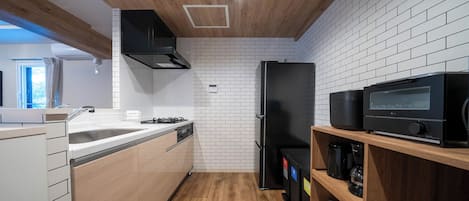 Fridge, microwave, stovetop, electric kettle