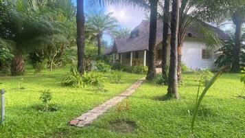 Enceinte de lâhĂ©bergement