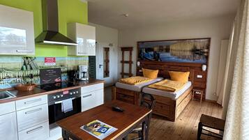 Double Room | Individually decorated, individually furnished, laptop workspace