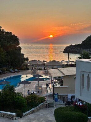 豪華樓中樓客房, 私人泳池 | 海灘/海景