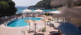 Anemolia Parga Suites